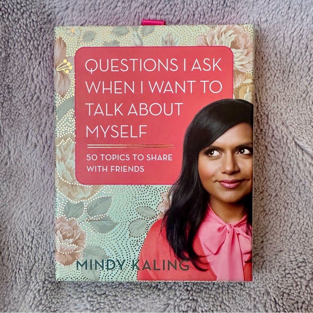 Mindy Kaling Questions I Ask When I Want To Talk About Myself Card Game‎